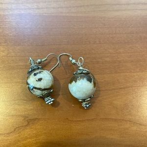 Silver look and brown/cream stone earrings
